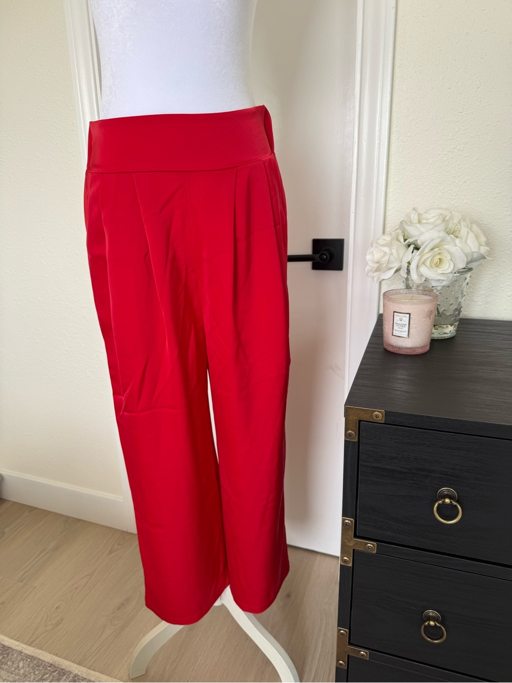 Kourt Women's Satin High-Waist Wide-Leg Pants - Red Sample Sz Sm
